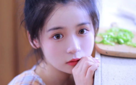 女照片清新可爱,定格美好瞬间