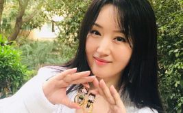 最像杨钰莹的小姐姐是谁,揭秘最像杨钰莹的小姐姐是谁