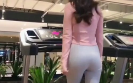 不露脸小姐姐的图文设计,图文设计背后的故事